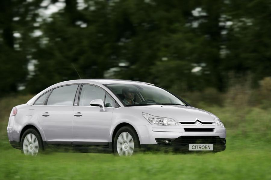  Citroen C4 Sedan 2008 года  (фото 52 из 75)